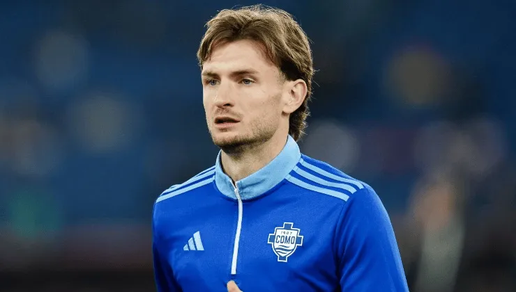 b体育娱乐-迪马：拒绝都灵截胡，科莫后卫波施以纯租借形式加盟美因茨