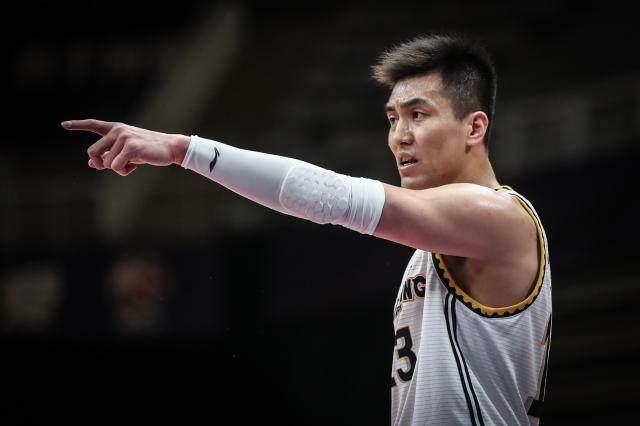 b sports中国官网-举鼎时刻近在咫尺！科比名言激励辽篮3比0夺冠军点